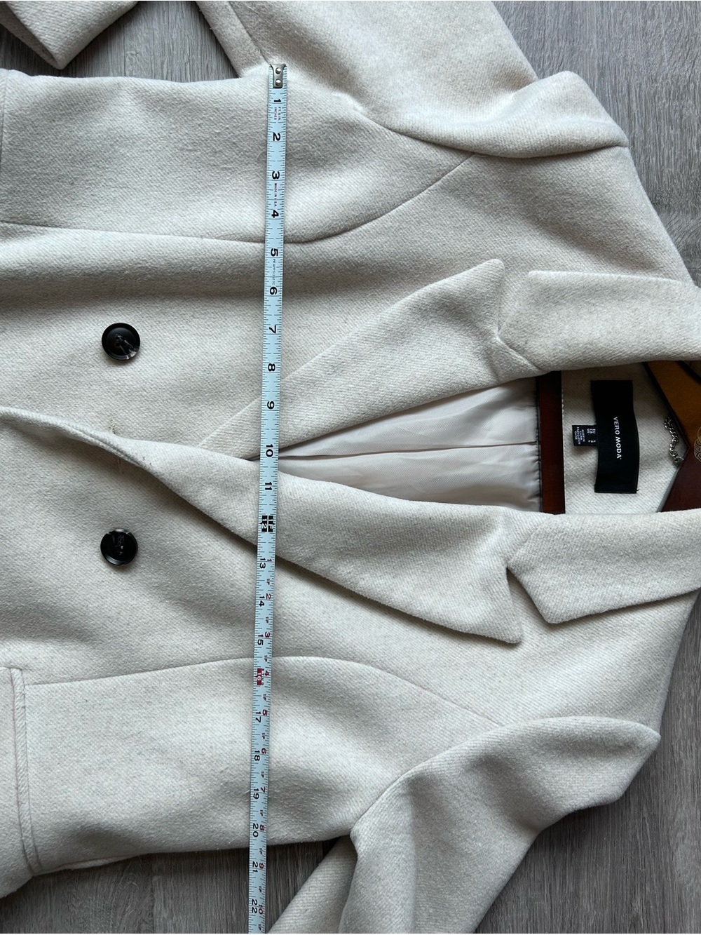 Women’s Vero Moda Double-Breasted Cream colored wool blend Coat size L - Picture 5 of 15